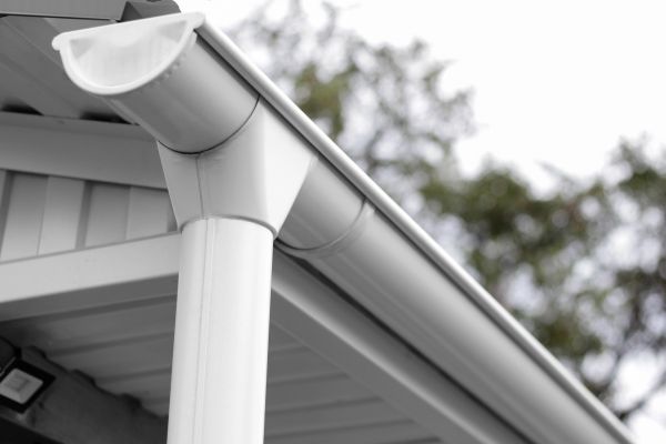 Gutters Replacement in Pearland