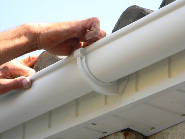 Plastic Gutter Repair in Pearland