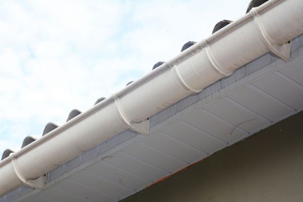 Plastic Gutter Installation in Pearland